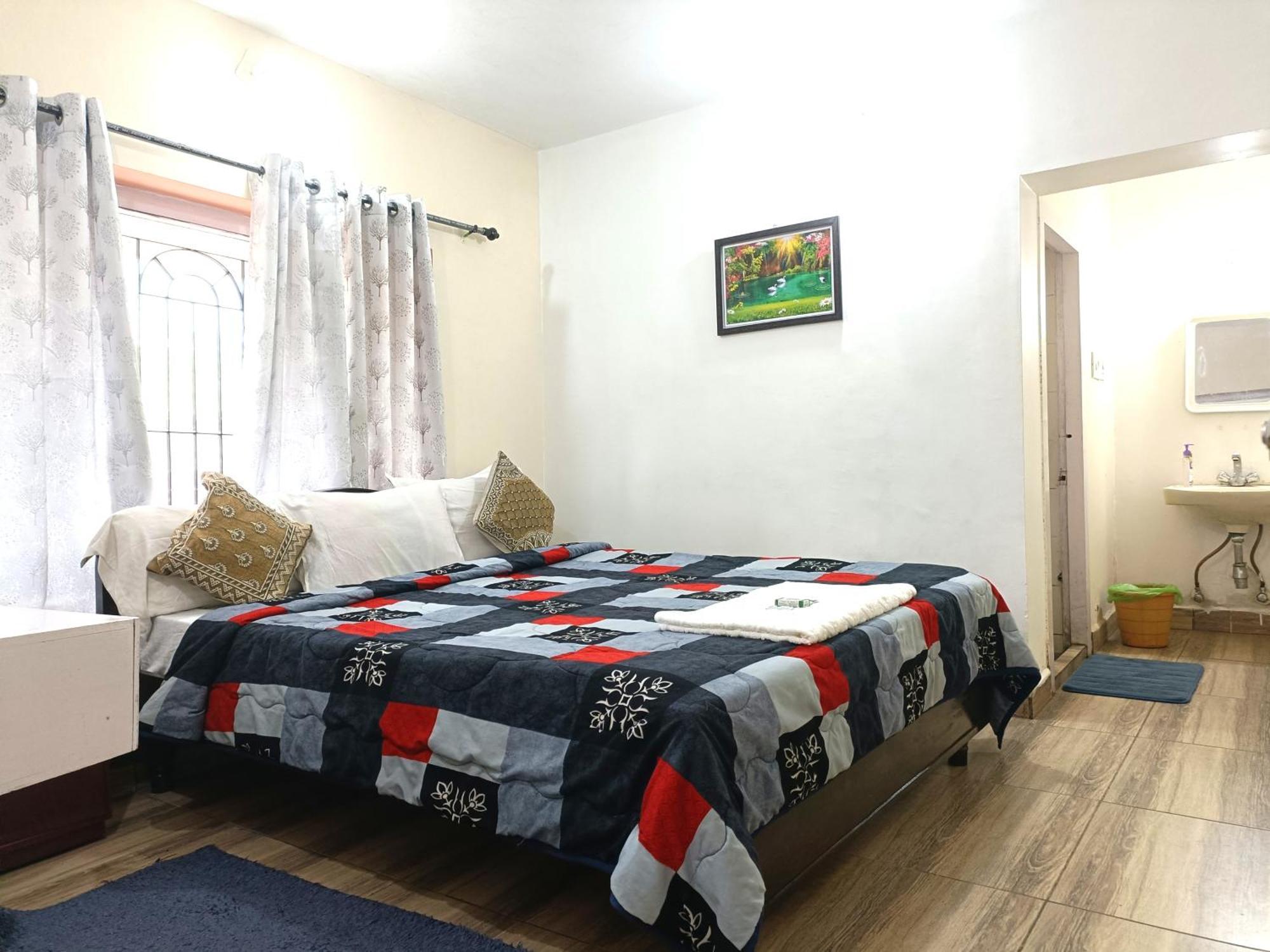 Queens Cottage - Individual Cottage 우티 외부 사진